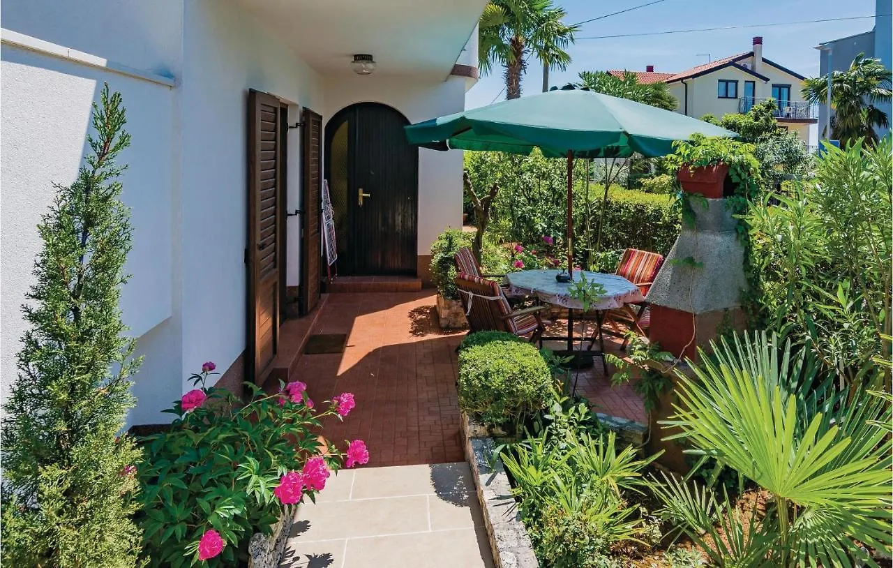 Stunning Apartment In Novigrad With Wifi  Novigrad (Istria)