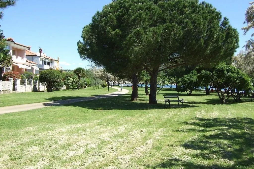 Stunning Apartment In Novigrad With Wifi Croatia